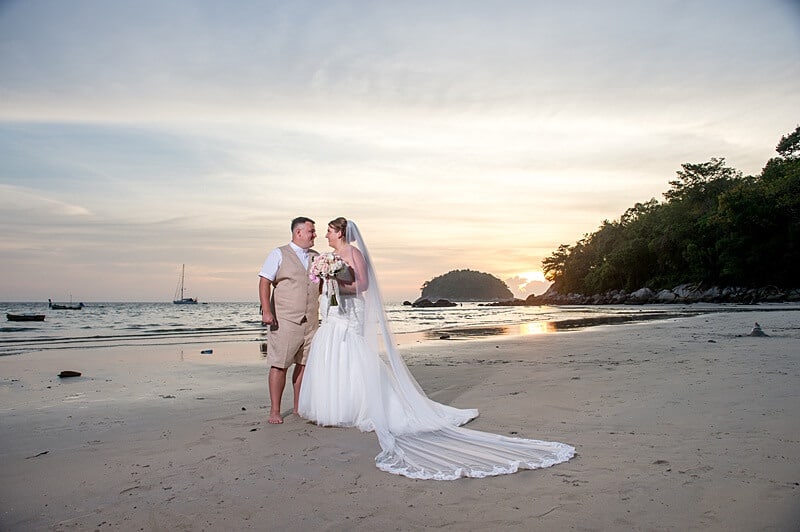 Marty & Gen, Kata Beach, January 2018 — photograph 23 of 34