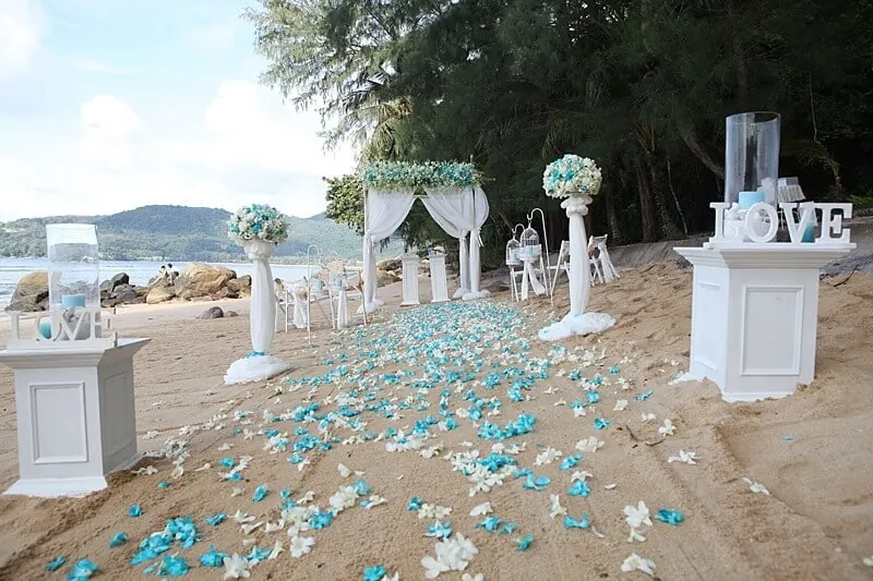 Unique & Phuket, Hua Beach, October 2017 — photograph 58 of 74