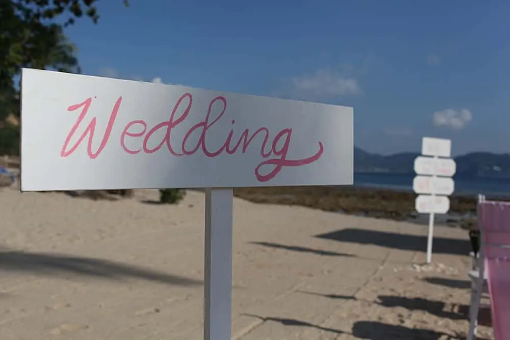 Tanya & Giorgio, Thavorn Beach Villa Resort, March 2019 — photograph 14 of 16