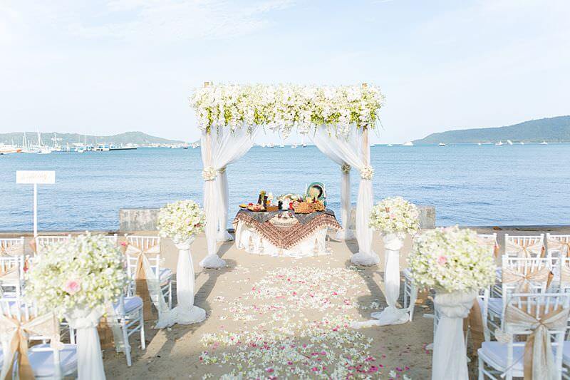 Beach Club O2 — Unique Phuket archive